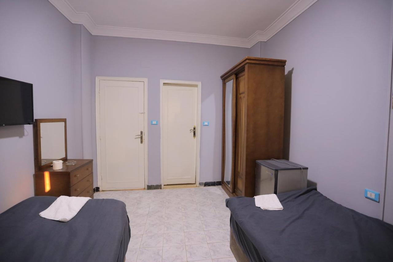 카이로 Three Golden Pyramids B&B 외부 사진