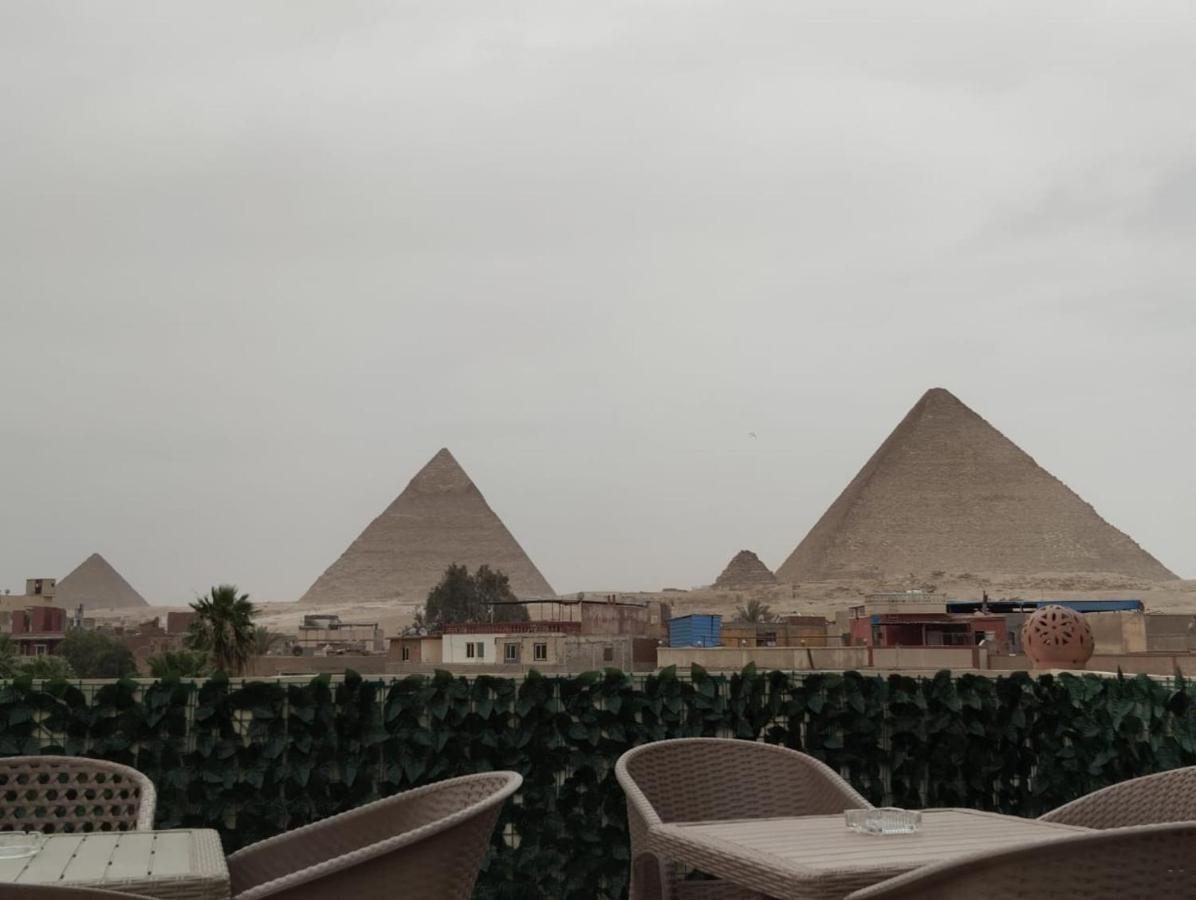 카이로 Three Golden Pyramids B&B 외부 사진